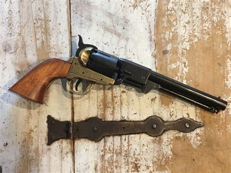 where to buy replica pistols sf bay area